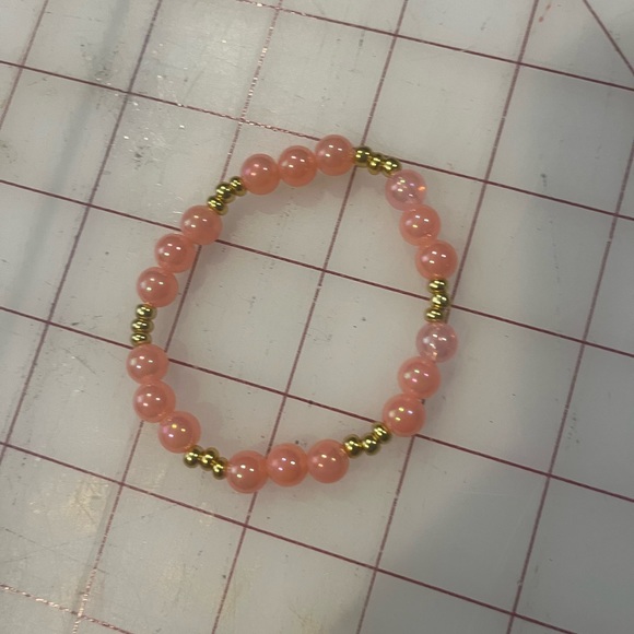 Pink pearl and gold bracelet - Picture 1 of 1